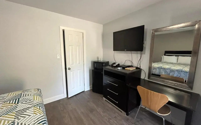 Executive Inn