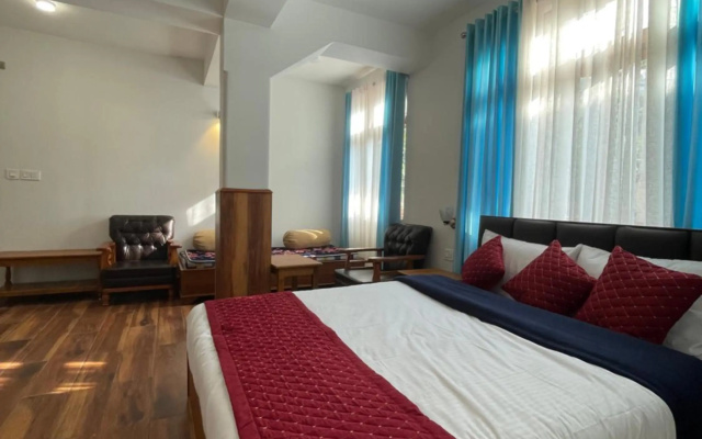 Dorjee House