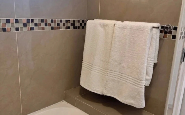Stylish 1-bed in Bryanston