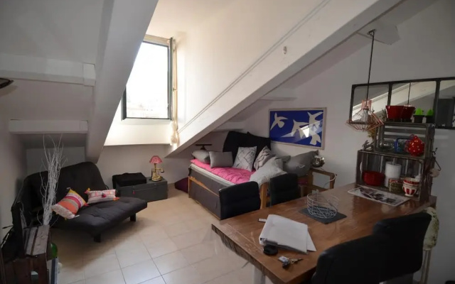 Studio 2 persons in Port of Nice district