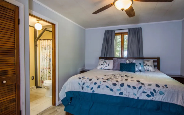 Lake Love 4 Bedroom House