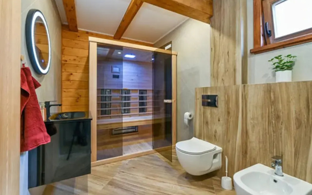 Dream Villa Sleeps 8 With Sauna