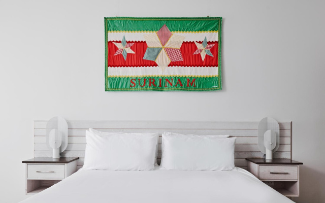 Bungalow Hotel