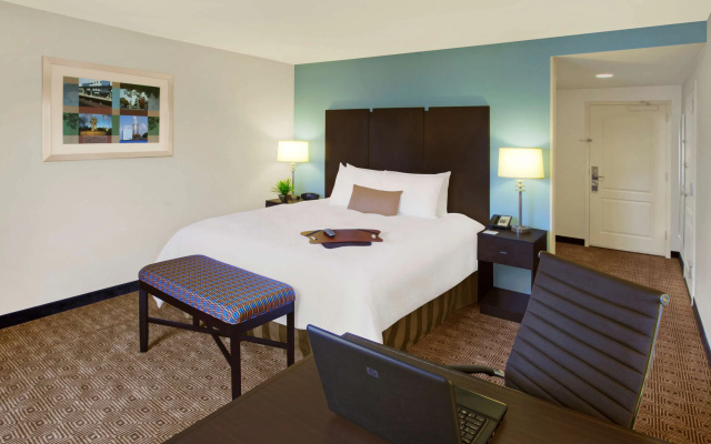 Hampton Inn & Suites Yonkers