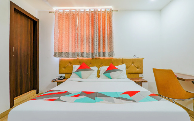FabHotel The Mall Inn