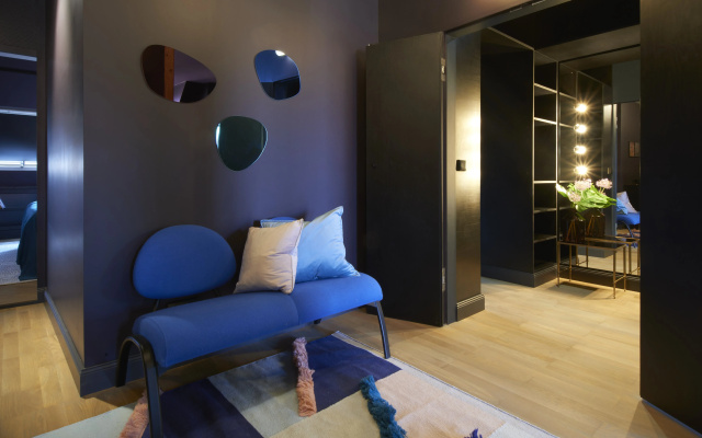Cora Apartments