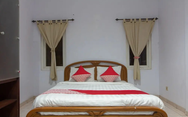 OYO 645 Griya Mas Syariah