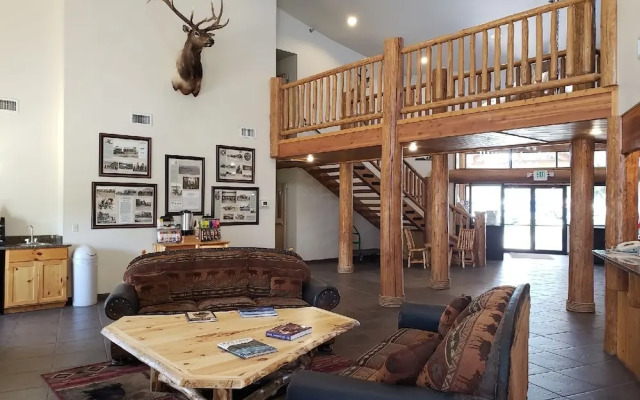 Cody Legacy Inn & Suites