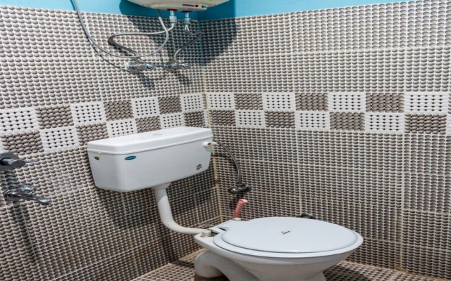 OYO 13846 Home Cozy Studio Naddi