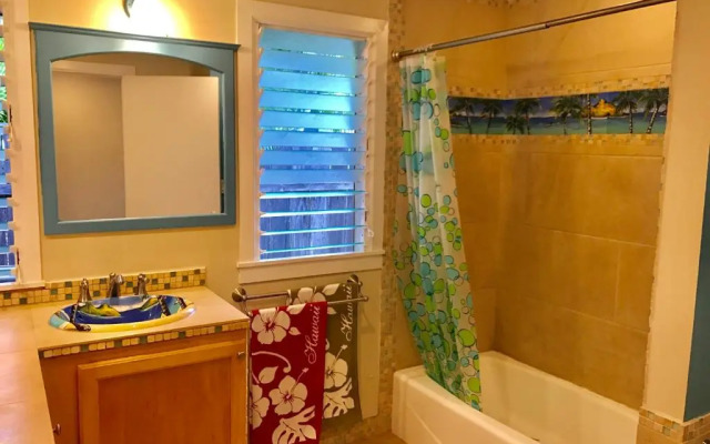Beautiful Guest House Near Kailua Beach