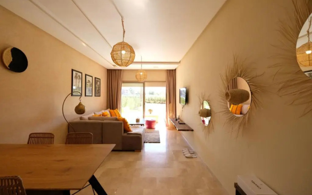 Super Apt T3 Rez de jardin Prestigia Golf Piscine