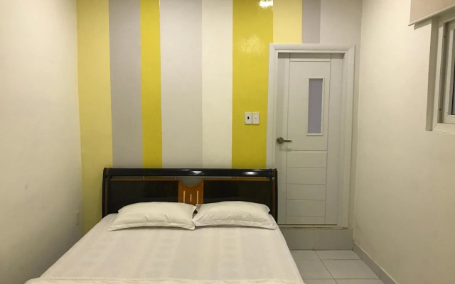 Hotel 77