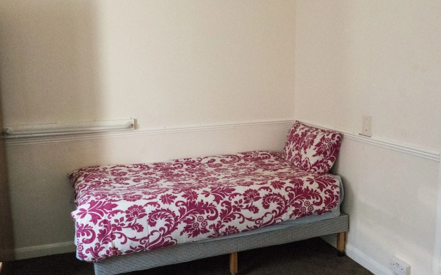 Admiral House M20 Long Term