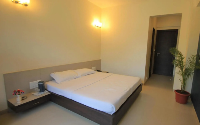 Hotel Sai Dwarka Palace