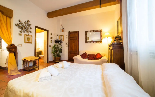 Senese 25A - Keys Of Italy