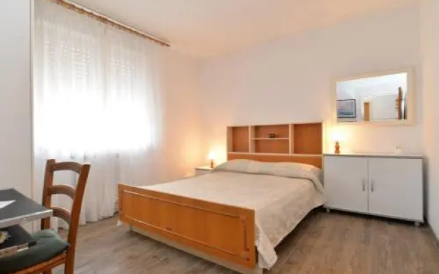 Apartment & Room Tanja 1552