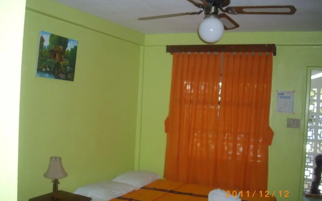 Best Time Inn Hotel - Car Rental
