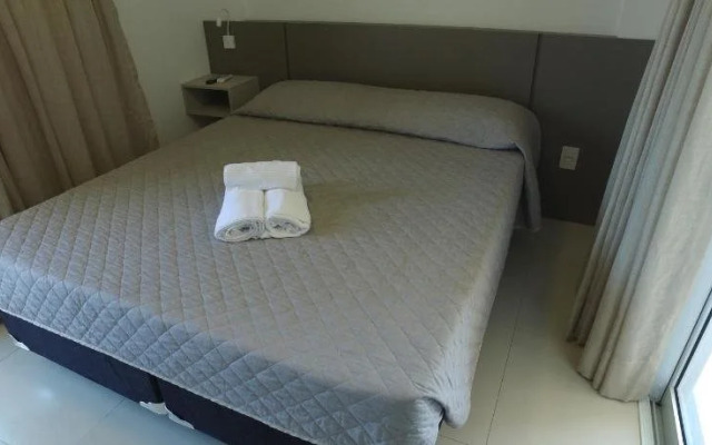 Ingleses Apart Hotel