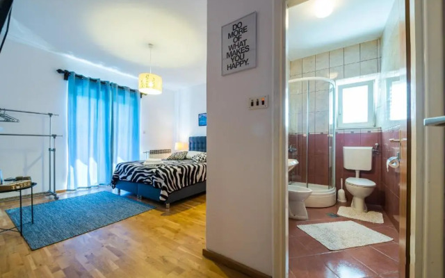 Francesca Guesthouse