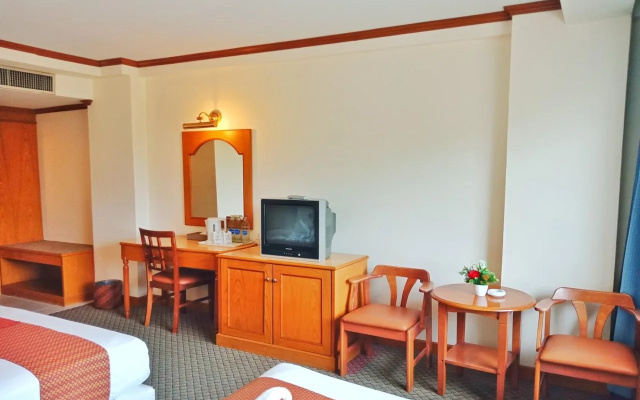 Sing Golden Place Hotel