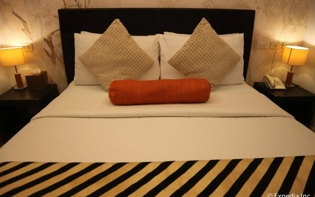 Hampstead Boutique Hotels, Inc