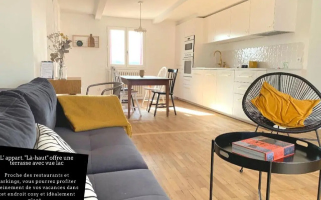 Up there "apartment 200m from the lake terrace lake view