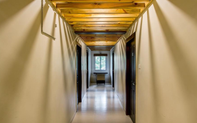 Treebo Casa Grande Studios