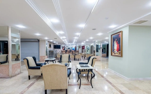 Senza Sunset Beach Hotel