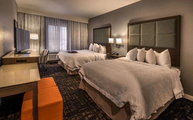 Hampton Inn & Suites Reno West