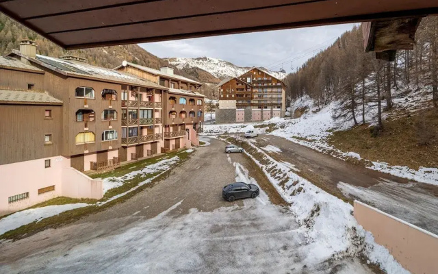 Apartment in French Alps Near Ski Resort