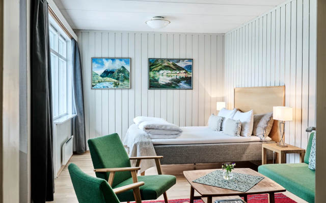Skjolden Resort