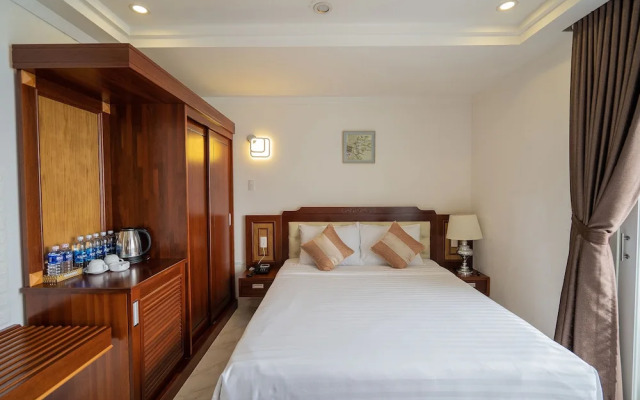 Duc Long Gia Lai Hotels & Apartment
