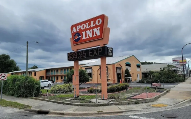 Apollo Inn