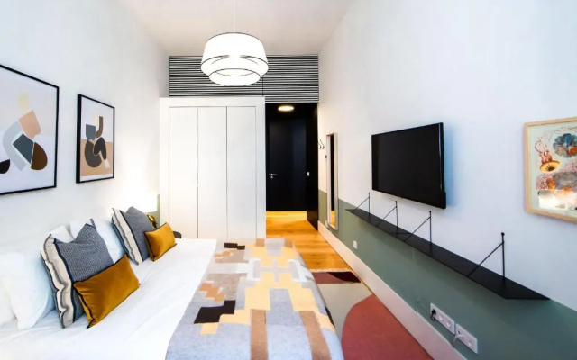Brand New & Spacious 2BDR Apartment by LovelyStay