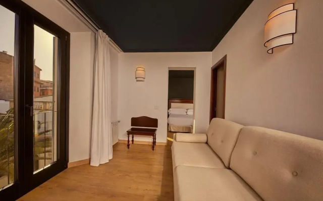 Hotel Born