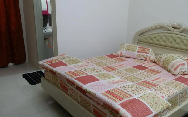 Cameronian Muslim Homestay