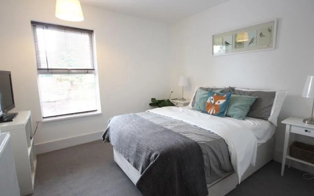 Hastings House Luton - Inhabit Short Stays