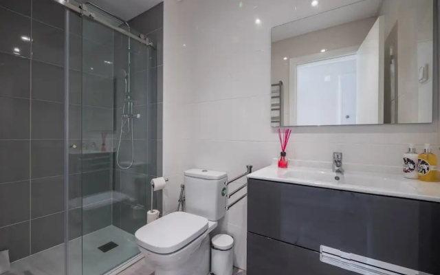Rent4rest SAO Bento Charming 1 Bedroom Apartment