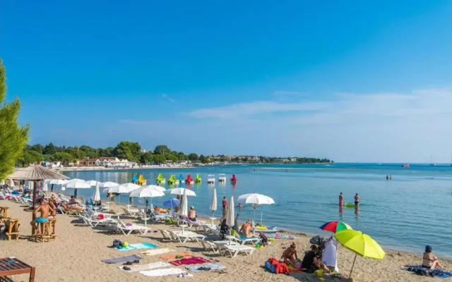 Studio Apartment, 250m From the Beach