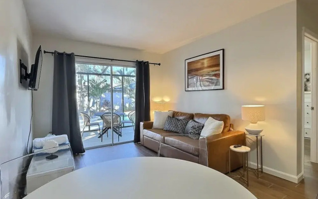 Holiday House 1