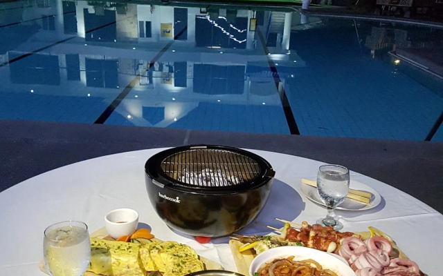 Woodland Resort Hotel
