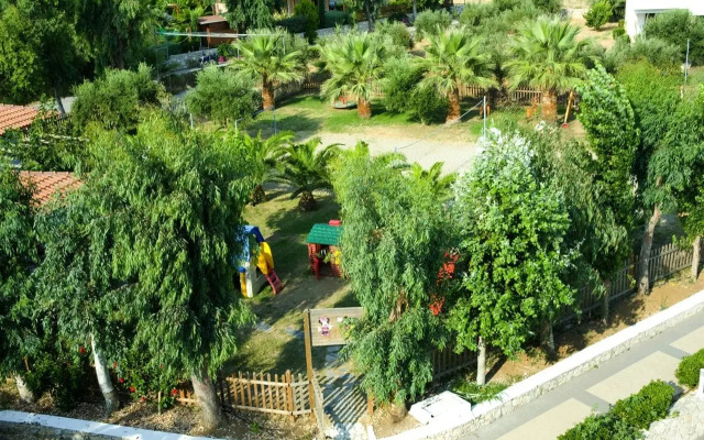 Maravel Apartments