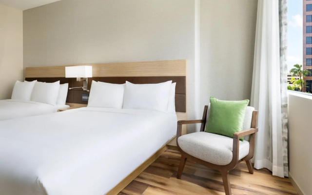 AC Hotel by Marriott Honolulu