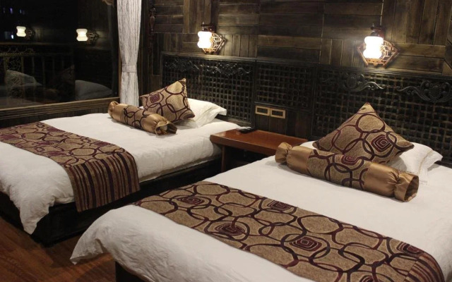 LongShenglongji Hotel