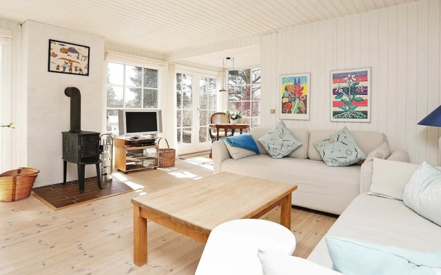 Modern Holiday Home in Hornbæk With Private Whirlpool