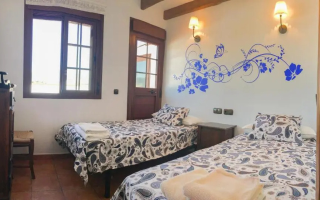Casa De Teones