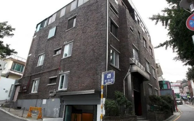 G-star Guesthouse