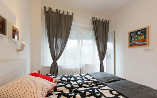 Belgrade Center Apartment Slavija Square