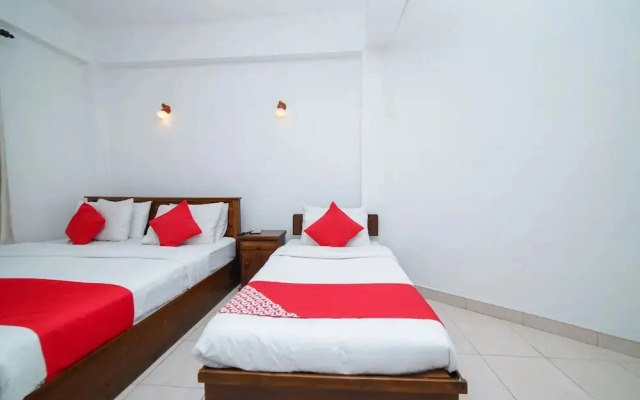 Oyo 559 Mapura Rest