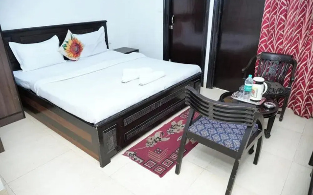 Hotel Jinendra Inn